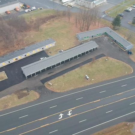 Skyview Motel Castleton-on-Hudson ภายนอก รูปภาพ