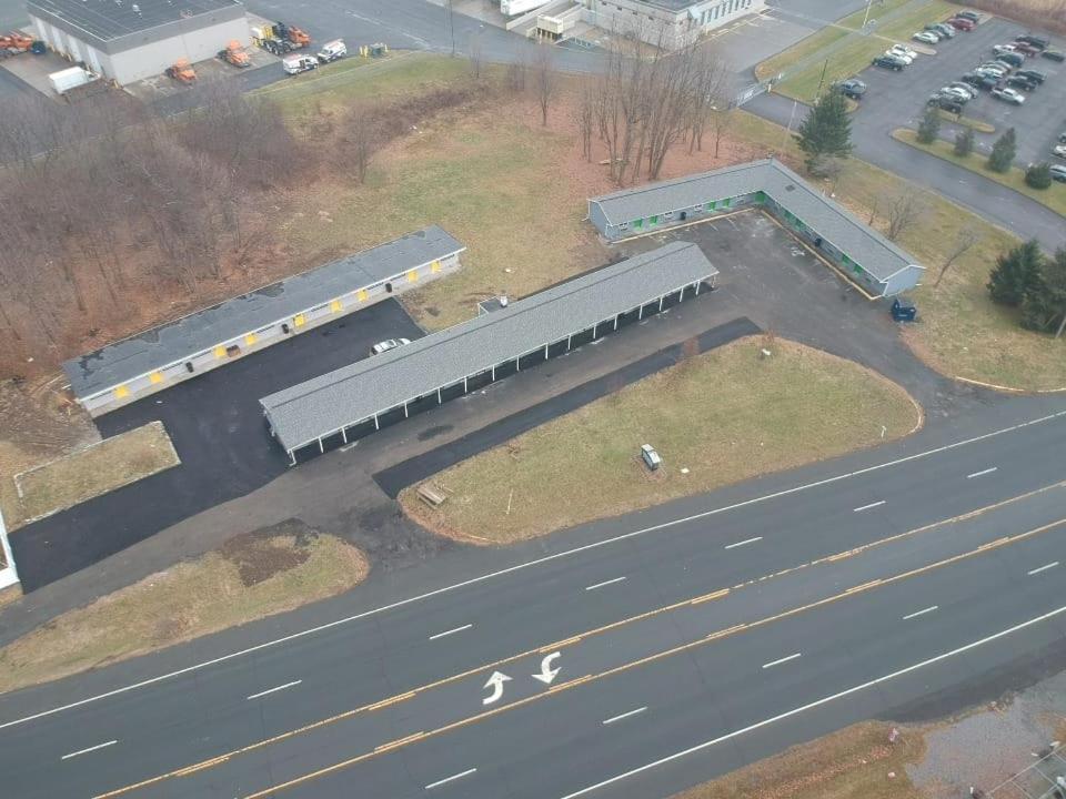 Skyview Motel Castleton-on-Hudson ภายนอก รูปภาพ
